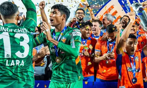 FC Goa: बनी सुपर कप चैंपियन, जमशेदपुर को 3-0 से हराया FC Goa: बनी सुपर कप चैंपियन, जमशेदपुर को 3-0 से हराया