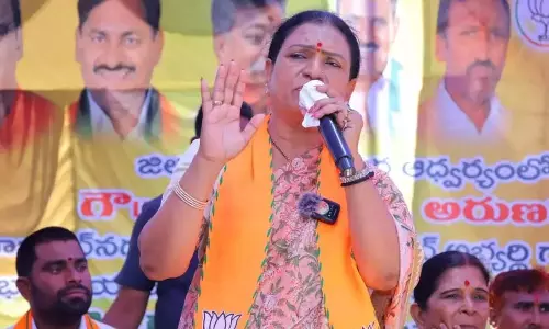 तेलंगाना जाति सर्वेक्षण राजनीतिक नौटंकी: Aruna तेलंगाना जाति सर्वेक्षण राजनीतिक नौटंकी: Aruna