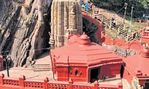 नृसिंहनाथ मंदिर ने Baisakhi मेले के लिए 5.4 करोड़ रुपये का बीमा कवर सुरक्षित किया नृसिंहनाथ मंदिर ने Baisakhi मेले के लिए 5.4 करोड़ रुपये का बीमा कवर सुरक्षित किया