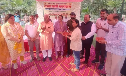 MC ने पक्षियों को भोजन और पानी उपलब्ध कराने के लिए अभियान शुरू