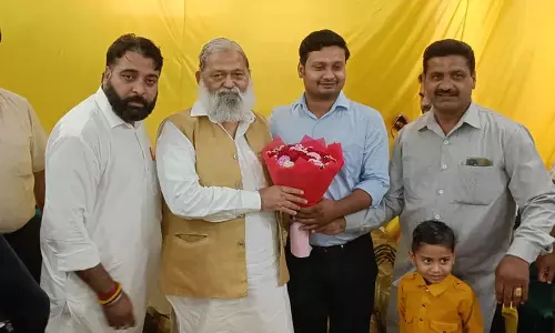 Haryana : अपने क्षेत्रों में बिजली, पानी, सड़क, जल निकासी और सफाई पर ध्यान दें पार्षद विज Haryana : अपने क्षेत्रों में बिजली, पानी, सड़क, जल निकासी और सफाई पर ध्यान दें पार्षद विज