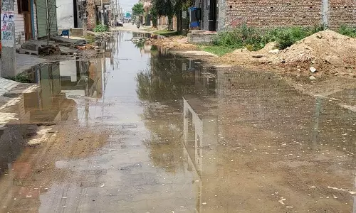 Haryana : पेयजल और सीवरेज की समस्याओं की अनदेखी के लिए Haryana : पेयजल और सीवरेज की समस्याओं की अनदेखी के लिए