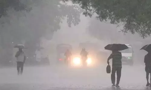 अगले दो दिनों तक आंधी के साथ बारिश; विभिन्न जिलों में येलो अलर्ट