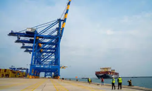 Vizhinjam बंदरगाह कौन भुगतान कर रहा है और कौन कमा रहा है Vizhinjam बंदरगाह कौन भुगतान कर रहा है और कौन कमा रहा है