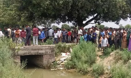 शादीशुदा बेटी का हालचाल जानने निकली महिला की हत्या, समधी परिवार पर शक