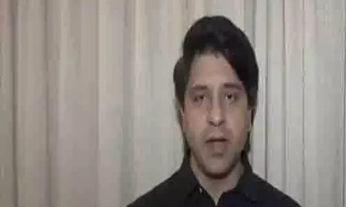 शहजाद पूनावाला ने राहुल गांधी की पौराणिक टिप्पणी को लेकर कांग्रेस पर निशाना साधा शहजाद पूनावाला ने राहुल गांधी की पौराणिक टिप्पणी को लेकर कांग्रेस पर निशाना साधा