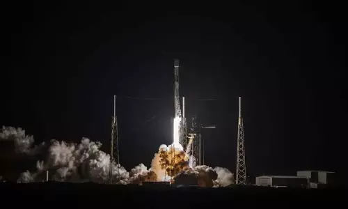 SpaceX का एक और कमाल, 28 सैटेलाइट्स पहुंचे ऑर्बिट SpaceX का एक और कमाल, 28 सैटेलाइट्स पहुंचे ऑर्बिट