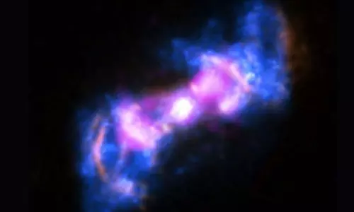 Science: चमकते सितारों के पीछे छुपा अंधकार