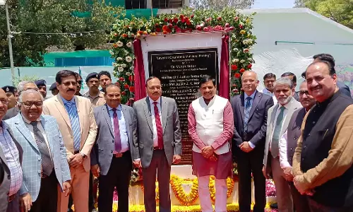 CM ने MP HC जबलपुर में ₹117 करोड़ से मल्टी लेवल पार्किंग और वकीलों के चैंबर बनाने की घोषणा की CM ने MP HC जबलपुर में ₹117 करोड़ से मल्टी लेवल पार्किंग और वकीलों के चैंबर बनाने की घोषणा की