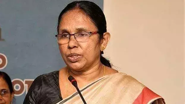 Kerala : पार्टी के भीतर किसी ने भी श्रीमती टीचर पर प्रतिबंध नहीं लगाया Kerala : पार्टी के भीतर किसी ने भी श्रीमती टीचर पर प्रतिबंध नहीं लगाया