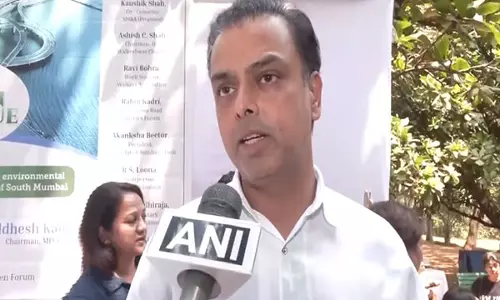 मिलिंद देवड़ा ने ठाकरे परिवार पर यूरोप की छुट्टियों को लेकर साधा निशाना मिलिंद देवड़ा ने ठाकरे परिवार पर यूरोप की छुट्टियों को लेकर साधा निशाना