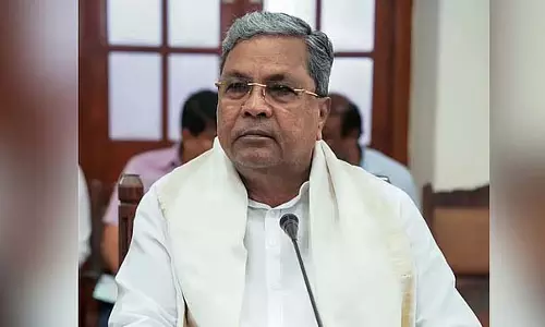 फाजिल के परिवार को दिए गए मुआवजे का सुहास शेट्टी की हत्या से कोई संबंध नहीं: Siddaramaiah फाजिल के परिवार को दिए गए मुआवजे का सुहास शेट्टी की हत्या से कोई संबंध नहीं: Siddaramaiah