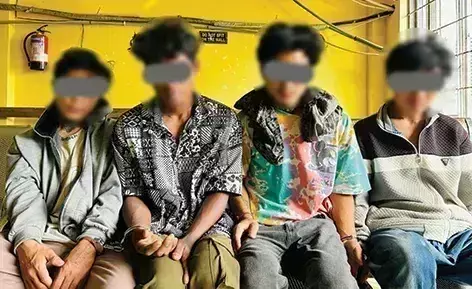 Arunachal: बांदरदेवा पुलिस ने हाईवे लुटेरों को किया गिरफ्तार Arunachal: बांदरदेवा पुलिस ने हाईवे लुटेरों को किया गिरफ्तार