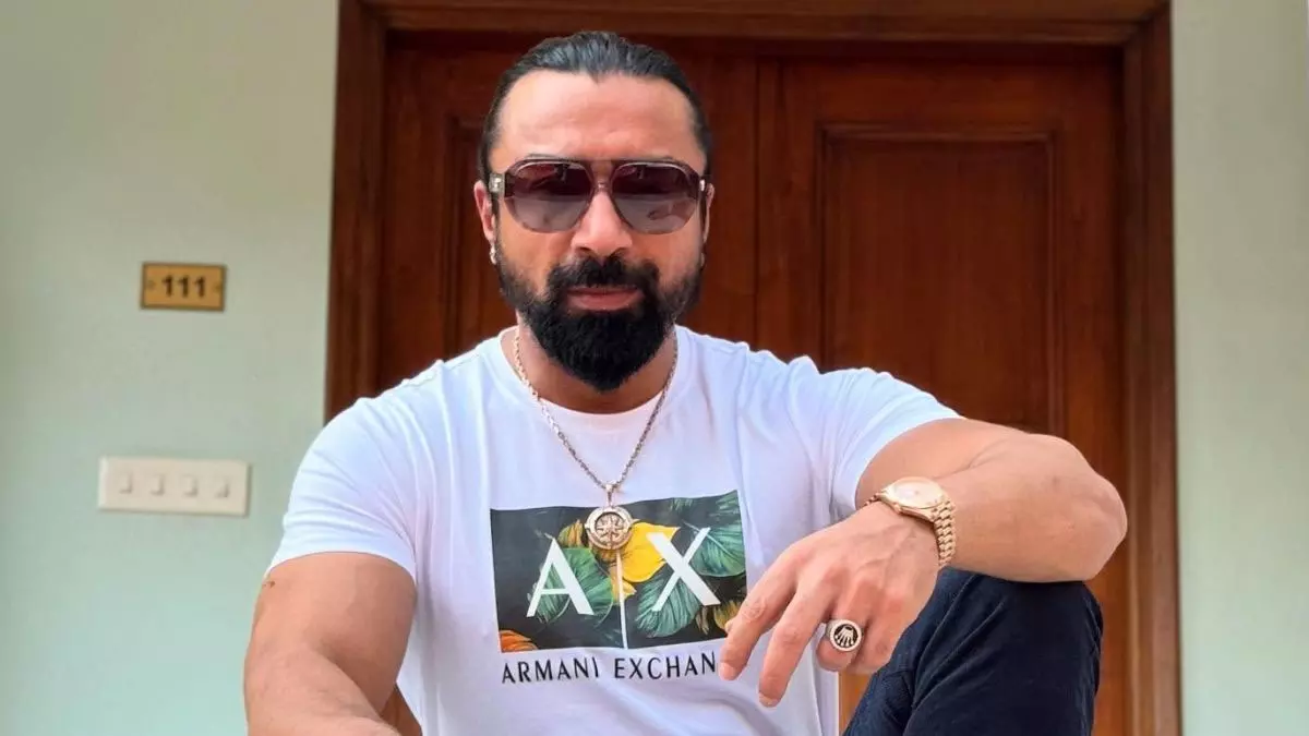 एक्टर एजाज़ खान पर FIR, महिला ने लगाया गंभीर आरोप, जानें पूरा मामला एक्टर एजाज़ खान पर FIR, महिला ने लगाया गंभीर आरोप, जानें पूरा मामला