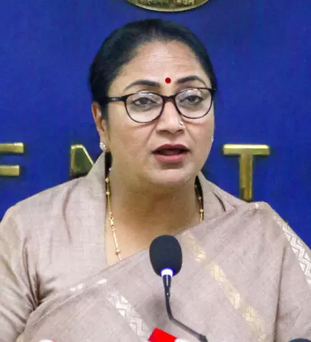 दिल्ली विधानसभा का विशेष सत्र 13-14 मई को, सीएम रेखा गुप्ता ने विधायकों के साथ की बैठक दिल्ली विधानसभा का विशेष सत्र 13-14 मई को, सीएम रेखा गुप्ता ने विधायकों के साथ की बैठक