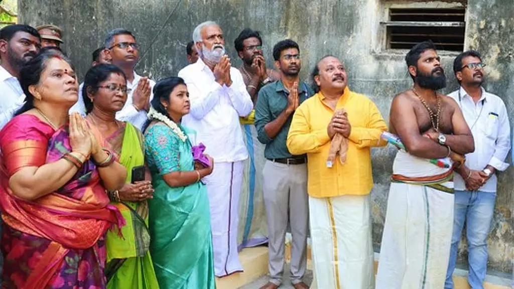 जुलाई तक 3,000 मंदिरों की प्राण प्रतिष्ठा का लक्ष्य: मंत्री शेखर बाबू जुलाई तक 3,000 मंदिरों की प्राण प्रतिष्ठा का लक्ष्य: मंत्री शेखर बाबू