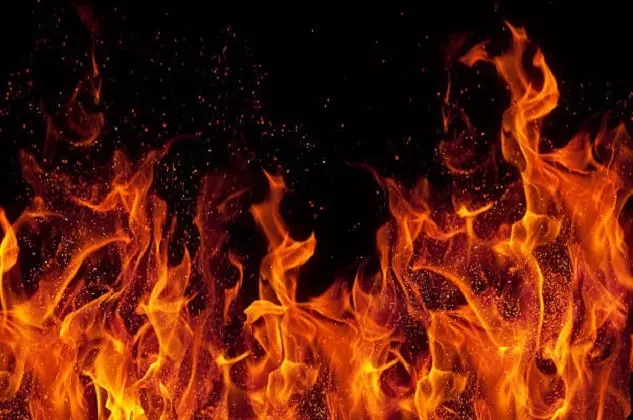 Kanpur में बिल्डिंग में आग का तांडव, भारी नुकसान की आशंका Kanpur में बिल्डिंग में आग का तांडव, भारी नुकसान की आशंका