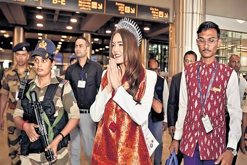 Telangana वैश्विक ब्रांडिंग के लिए मिस वर्ल्ड का उपयोग करेगा Telangana वैश्विक ब्रांडिंग के लिए मिस वर्ल्ड का उपयोग करेगा