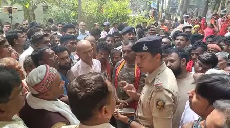 दर्दनाक सड़क हादसा, तीन चचेरे भाइयों की मौत दर्दनाक सड़क हादसा, तीन चचेरे भाइयों की मौत