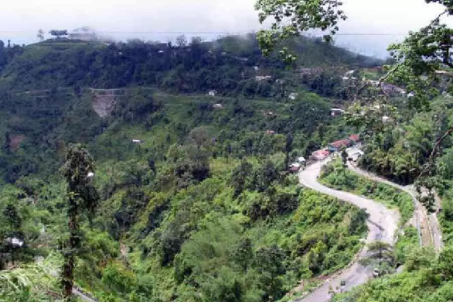 केंद्र ने दार्जिलिंग को सिलीगुड़ी से जोड़ने वाले NH 110 को रखरखाव के लिए NHIDCL को सौंप दिया केंद्र ने दार्जिलिंग को सिलीगुड़ी से जोड़ने वाले NH 110 को रखरखाव के लिए NHIDCL को सौंप दिया