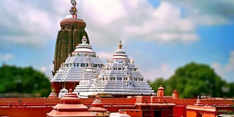 जगन्नाथ मंदिर की लकड़ी के कथित उपयोग पर दीघा मूर्तियों के सेवादार को नोटिस जगन्नाथ मंदिर की लकड़ी के कथित उपयोग पर दीघा मूर्तियों के सेवादार को नोटिस