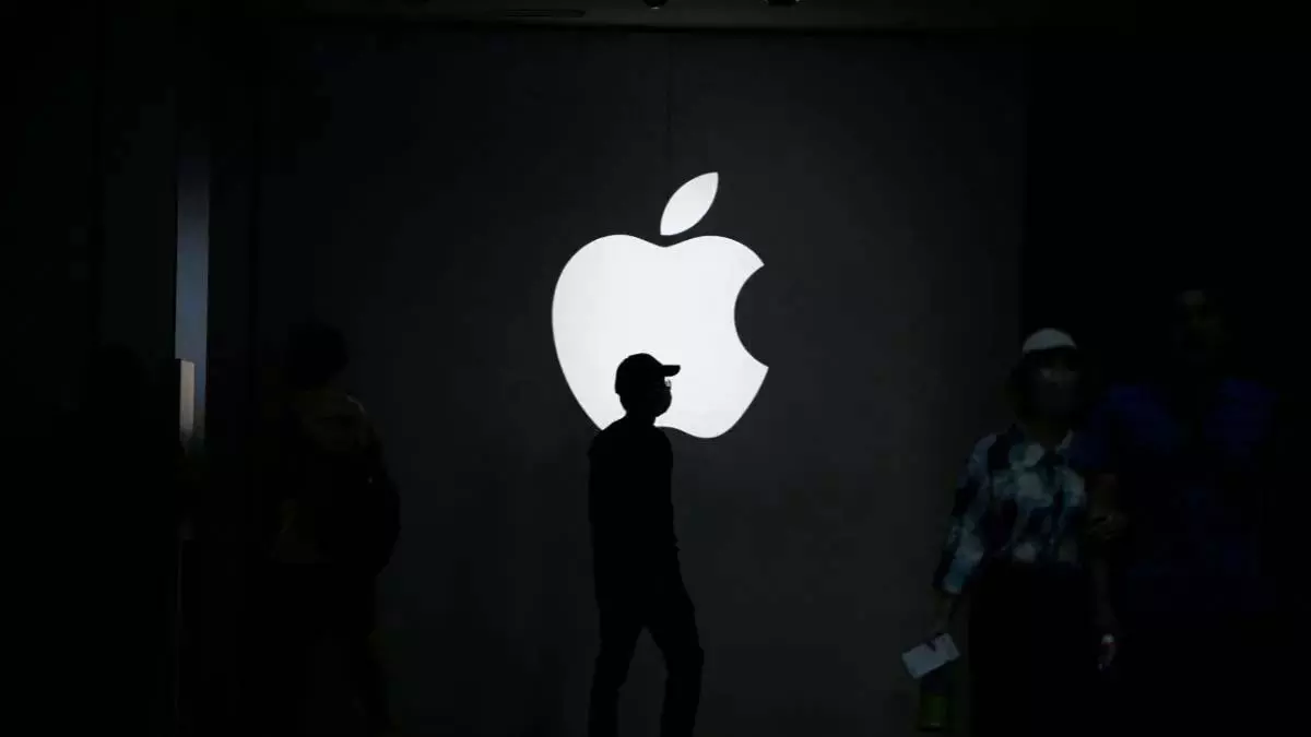 Apple iPhone 2026: मोड़ने वाला भविष्य आपके हाथ में Apple iPhone 2026: मोड़ने वाला भविष्य आपके हाथ में