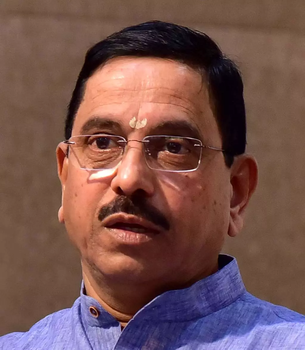 कांग्रेस कार्यकाल में हत्या के मामले अधिक हुए: Minister Joshi कांग्रेस कार्यकाल में हत्या के मामले अधिक हुए: Minister Joshi
