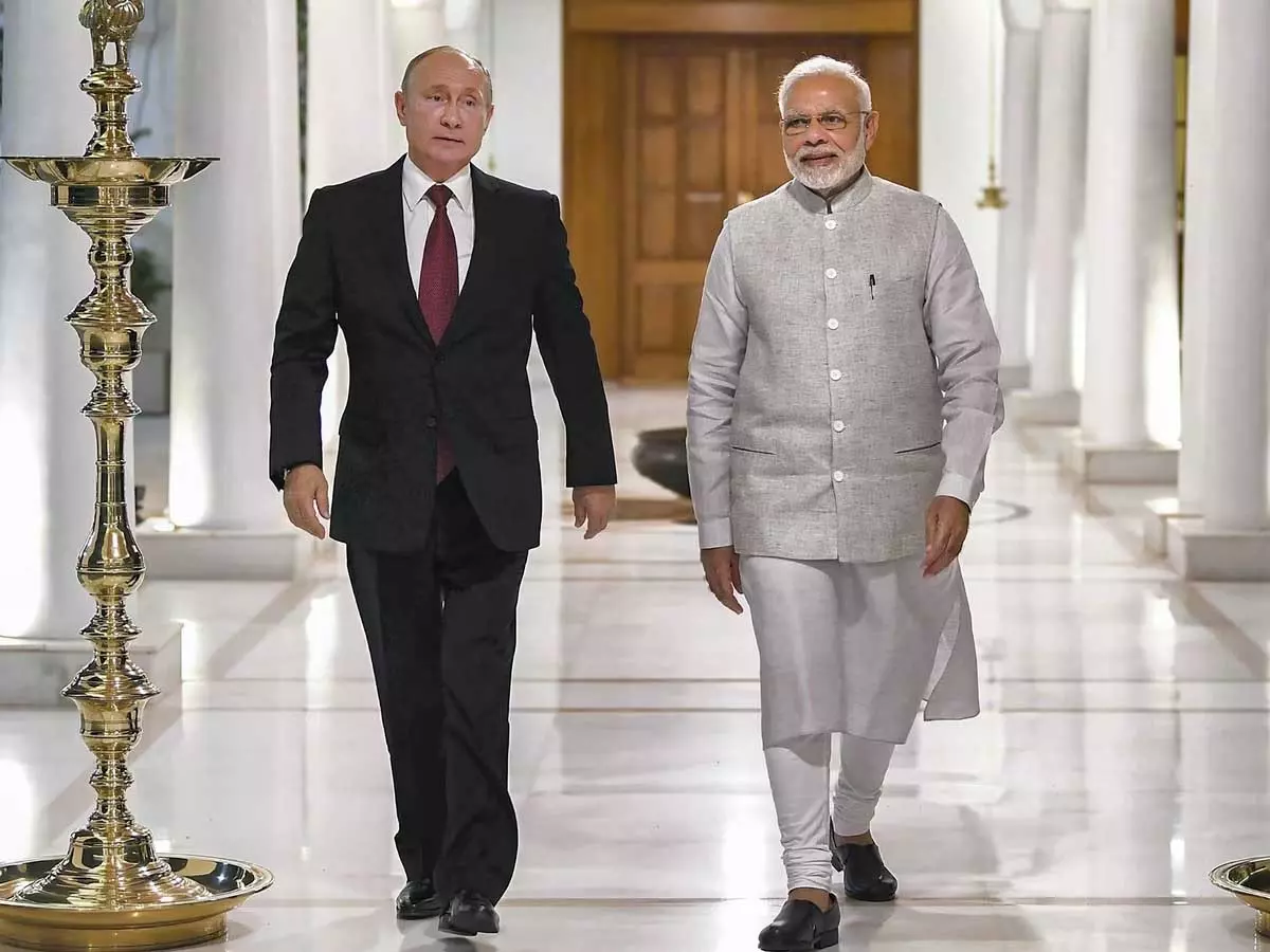 पुतिन ने भारत आने का PM मोदी का न्योता किया स्वीकार...PMO पहुंचे अजित डोभाल, Pak से तनाव के बीच आया चीन का बयान पुतिन ने भारत आने का PM मोदी का न्योता किया स्वीकार...PMO पहुंचे अजित डोभाल, Pak से तनाव के बीच आया चीन का बयान