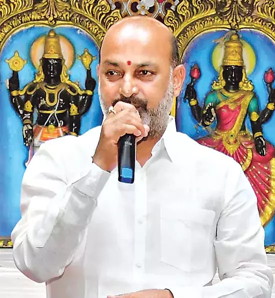 माओवादियों से कोई बातचीत नहीं : Bandi Sanjay माओवादियों से कोई बातचीत नहीं : Bandi Sanjay