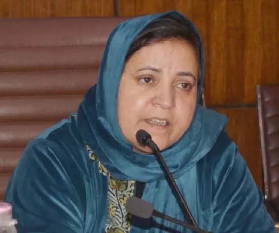 Jammu: सुरक्षा बलों द्वारा हिरासत में लिए गए युवक का शव बरामद Jammu: सुरक्षा बलों द्वारा हिरासत में लिए गए युवक का शव बरामद