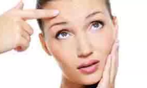 Skin Care: आपके चेहरे से नहीं जा रहे हैं जिद्दी पिंपल्स, आजमाएं ये घरेलू उपाय Skin Care: आपके चेहरे से नहीं जा रहे हैं जिद्दी पिंपल्स, आजमाएं ये घरेलू उपाय