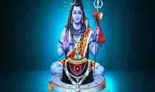 Lord Shiv Puja on Monday: शिव की पूजा के लिए सोमवार क्यों है खास Lord Shiv Puja on Monday: शिव की पूजा के लिए सोमवार क्यों है खास