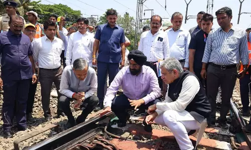 मध्य रेलवे ने परिचालन दक्षता बढ़ाने के लिए जुईनगर में सेंसर-आधारित सुरक्षा प्रणाली का परीक्षण किया मध्य रेलवे ने परिचालन दक्षता बढ़ाने के लिए जुईनगर में सेंसर-आधारित सुरक्षा प्रणाली का परीक्षण किया