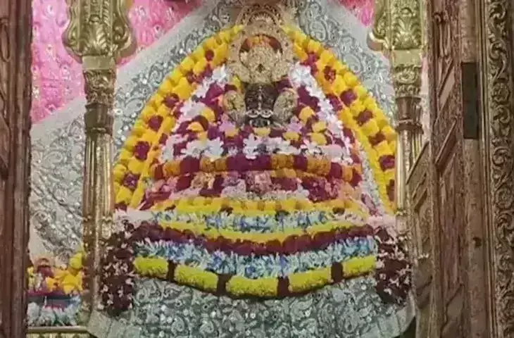 Krishna ने क्यों दिया बर्बरीक को कलयुग में पूजे जाने का वरदान , पौराणिक कथा Krishna ने क्यों दिया बर्बरीक को कलयुग में पूजे जाने का वरदान , पौराणिक कथा