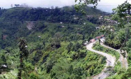 केंद्र ने दार्जिलिंग को सिलीगुड़ी से जोड़ने वाले NH 110 को रखरखाव के लिए NHIDCL को सौंप दिया