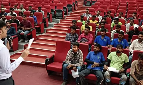 Haryana : करनाल में सूक्ष्म स्तर पर फीडबैक अभियान शुरू किया गया Haryana : करनाल में सूक्ष्म स्तर पर फीडबैक अभियान शुरू किया गया