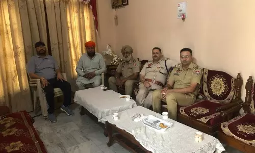 Punjab : शंभू प्रदर्शन से पहले बीकेयू (दोआबा) नेताओं को नजरबंद किया गया Punjab : शंभू प्रदर्शन से पहले बीकेयू (दोआबा) नेताओं को नजरबंद किया गया