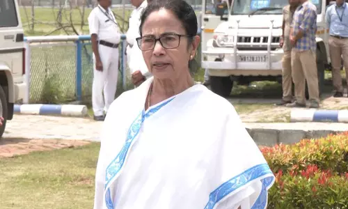 मैं मुर्शिदाबाद पहले भी जा सकती थी, लेकिन चाहती थी कि सामान्य स्थिति बहाल हो: CM ममता बनर्जी मैं मुर्शिदाबाद पहले भी जा सकती थी, लेकिन चाहती थी कि सामान्य स्थिति बहाल हो: CM ममता बनर्जी