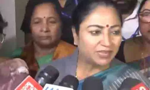अच्छी शुरुआत: महिला महा जनसुनवाई शिविर पर दिल्ली की CM रेखा गुप्ता अच्छी शुरुआत: महिला महा जनसुनवाई शिविर पर दिल्ली की CM रेखा गुप्ता