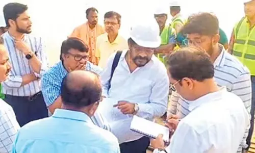 Cuttack में पुल हादसा: दो जांच पैनल ने स्लैब ढहने से 3 लोगों की मौत की जांच शुरू की