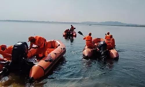 Ranchi: NDRF ने मनातू तालाब में सर्च ऑपरेशन शुरू किया