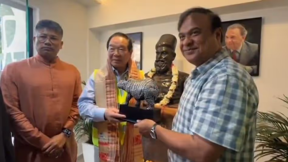 Assam में जापानी निवेश की मांग, स्पीकर नुकागा के नेतृत्व में बड़ा प्रतिनिधिमंडल दौरे पर Assam में जापानी निवेश की मांग, स्पीकर नुकागा के नेतृत्व में बड़ा प्रतिनिधिमंडल दौरे पर