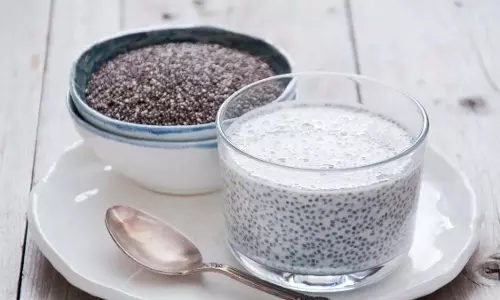 Chia seeds: सुपरफूड या कुछ लोगों के लिए रिस्क Chia seeds: सुपरफूड या कुछ लोगों के लिए रिस्क