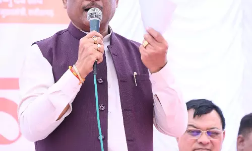 हम आपके सेवक है और आप अपनी समस्याओं को जरूर बताएं : CM विष्णुदेव साय हम आपके सेवक है और आप अपनी समस्याओं को जरूर बताएं : CM विष्णुदेव साय