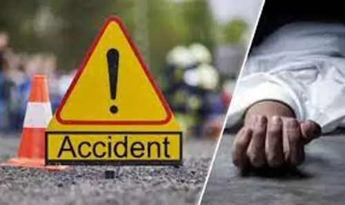 Bhind में कार और बाइक की टक्कर, 4 की मौत 6 घायल