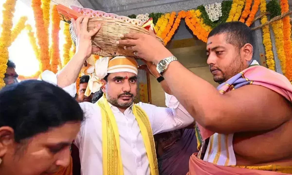 Andhra: लोकेश ने देवी महाकाली की पूजा की