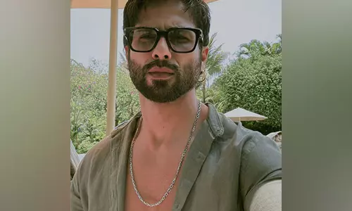 आप सभी इसे वास्तविक बनाए रखें: जीवन पर Shahid Kapoor के विचार देखें