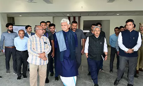 अमरनाथ यात्रा 2025: JK LG ने की श्रीनगर में यात्रियों के लिए चल रहे इंतजामों की समीक्षा