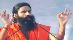 Health: खान-पान की गलत आदतें तेजी से बढ़ा रही हैं मोटापा, बाबा रामदेव से जानें बढ़ते वजन को कैसे करें कंट्रोल Health: खान-पान की गलत आदतें तेजी से बढ़ा रही हैं मोटापा, बाबा रामदेव से जानें बढ़ते वजन को कैसे करें कंट्रोल