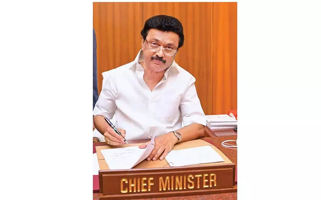 तमिलनाडु के मछुआरों पर हमले रोकने के लिए कार्रवाई करें: CM का केंद्र सरकार को पत्र तमिलनाडु के मछुआरों पर हमले रोकने के लिए कार्रवाई करें: CM का केंद्र सरकार को पत्र